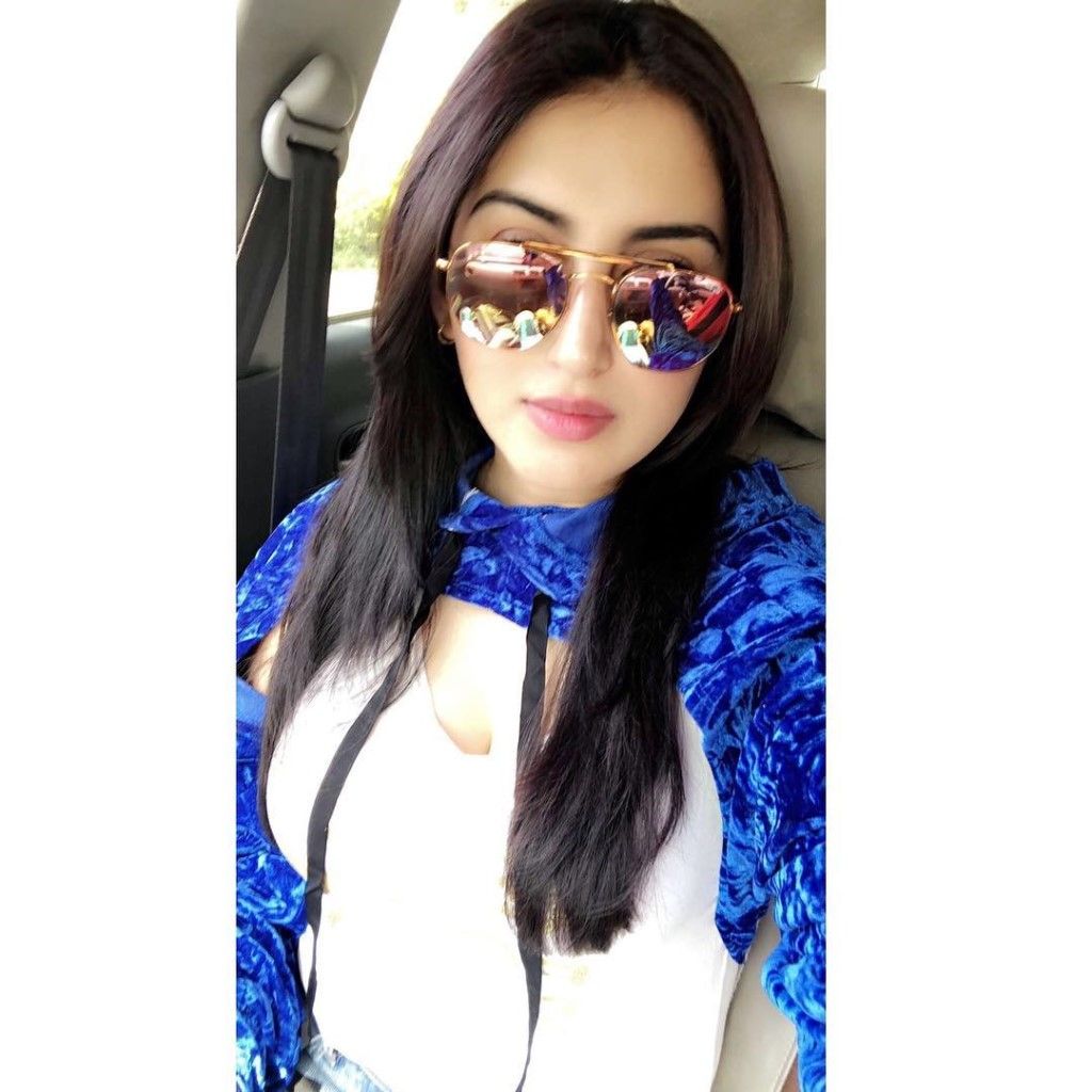 surbhi mahendru biography